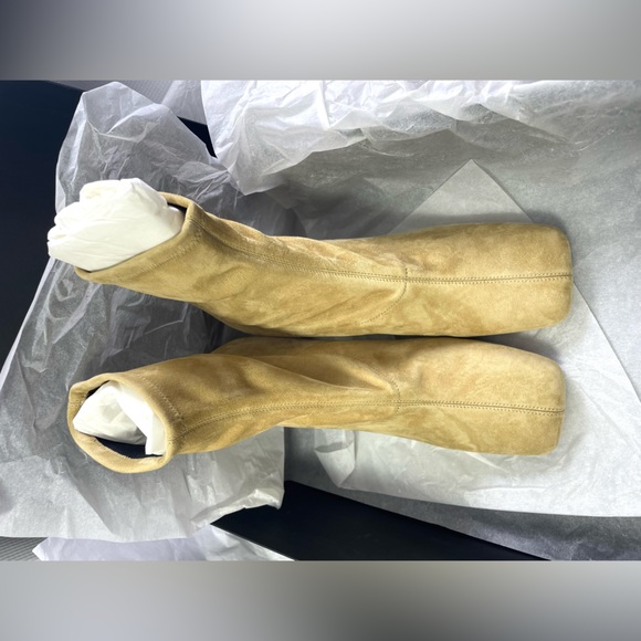 Nicholas Kirkwood Women’s Maeva Faux Pearl Stretch Booties. Color: Hazel. NWB. - Picture 8 of 16